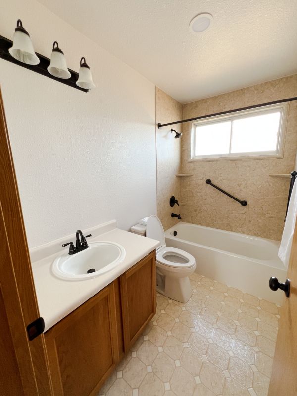 Top Bathroom Remodeling Companies in Mahomet, IL